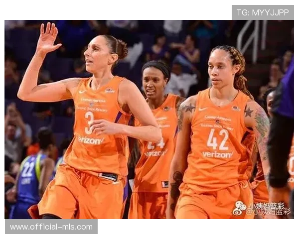 水星队阿丽莎·托马斯单季7次三双，创WNBA历史新纪录